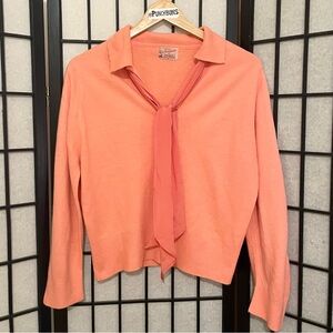 Vintage 40s Coral Peach Scallop Collar Scarf Pin-Up St Andrews of Mazet Sweater